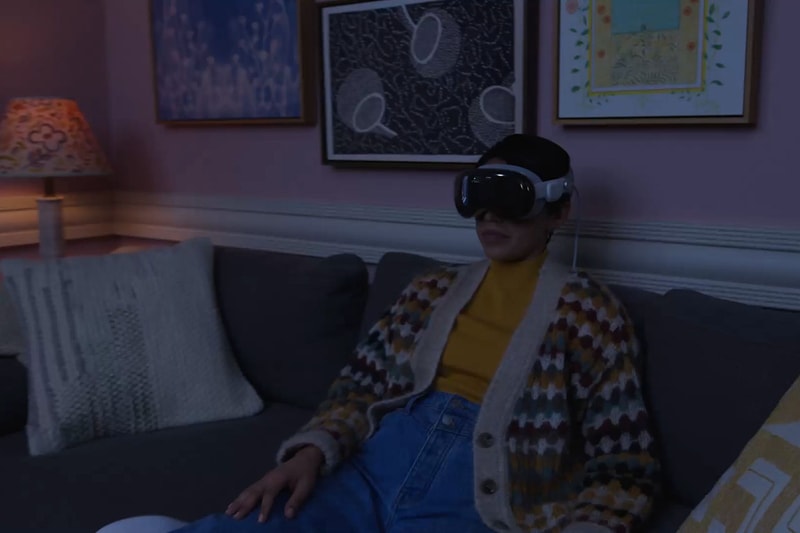Apple Debuts New Vision Pro AR Headset
