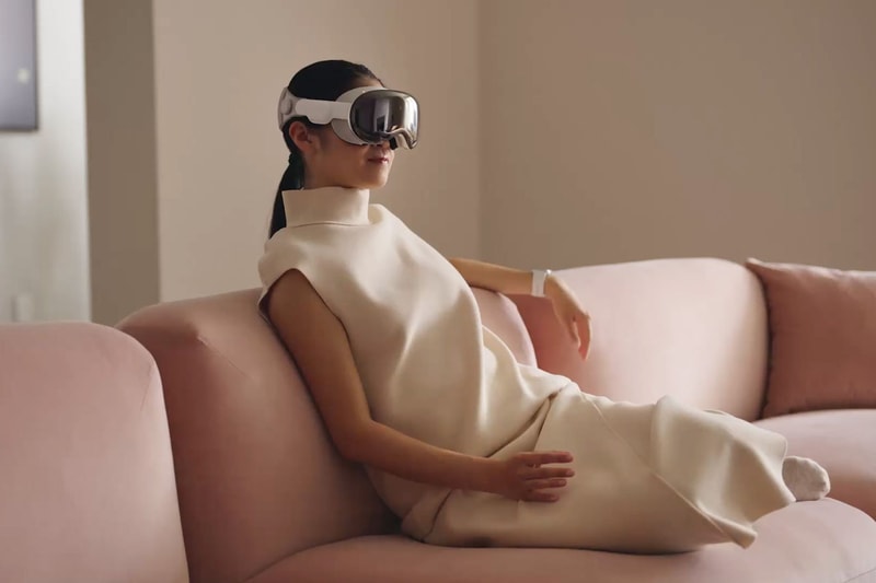 Apple Debuts New Vision Pro AR Headset
