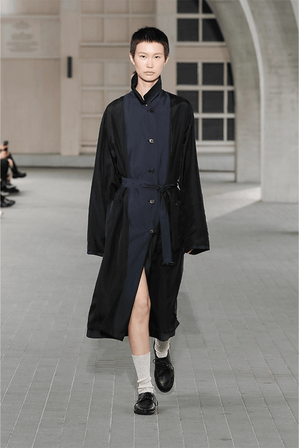 AURALEE Spring Summer 2024 Paris Fashion Week runway show menswear new balance