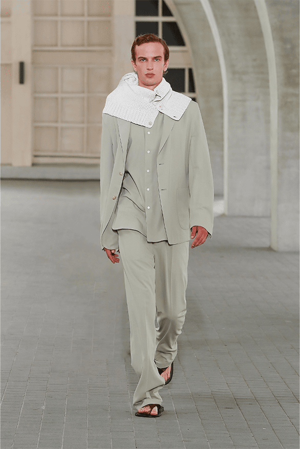 AURALEE Spring Summer 2024 Paris Fashion Week runway show menswear new balance