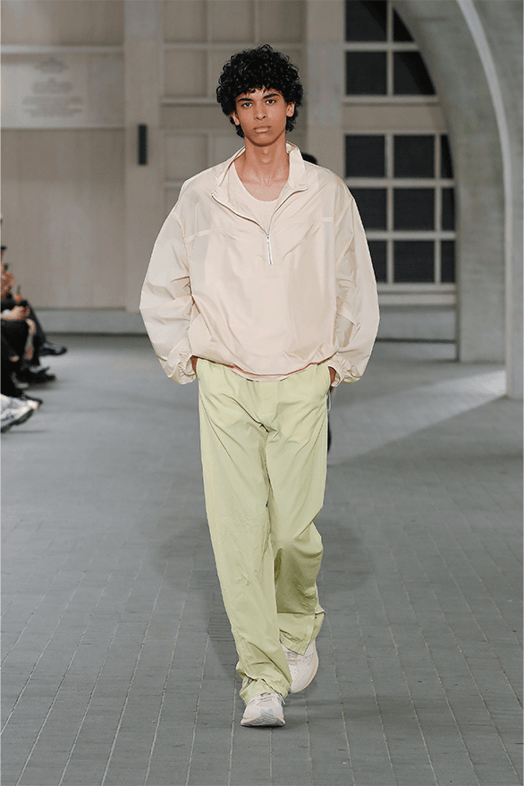 AURALEE Spring Summer 2024 Paris Fashion Week runway show menswear new balance