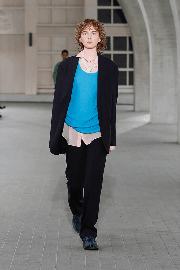 AURALEE Spring Summer 2024 Paris Fashion Week runway show menswear new balance