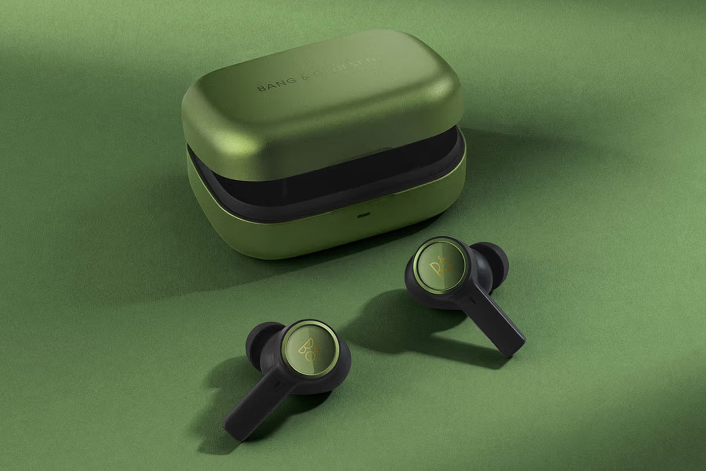 Bang & Olufsen Atelier Editions Speaker Earbuds Wireless Headphones Beoplay EX Noise Cancellation Beosound Gradient Green Drop Online Price Buy
