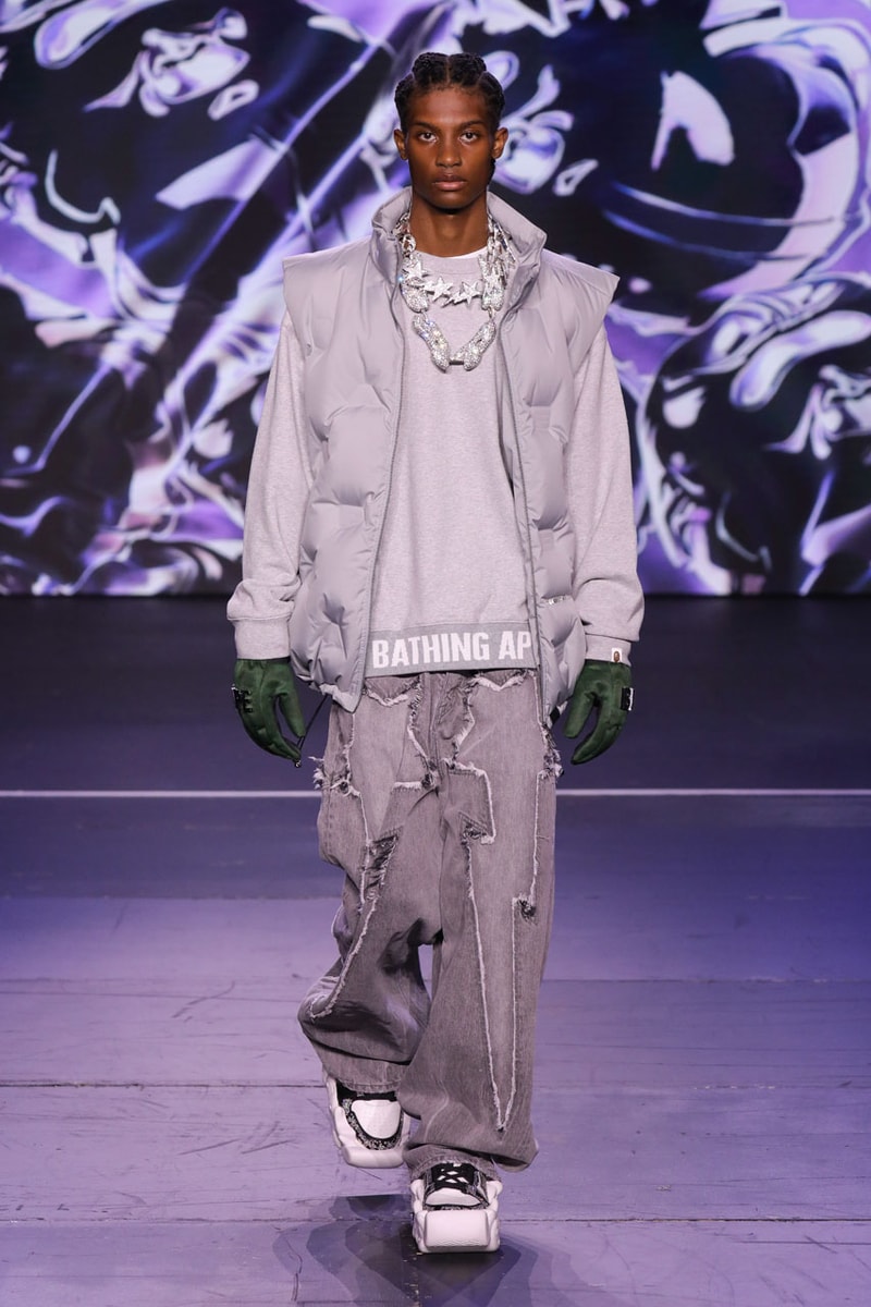 BAPE HEADS SHOW Fall/Winter 2023 Collection Runway Streetwear Images 