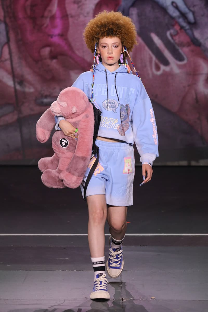 BAPE HEADS SHOW Fall/Winter 2023 Collection Runway Streetwear Images 