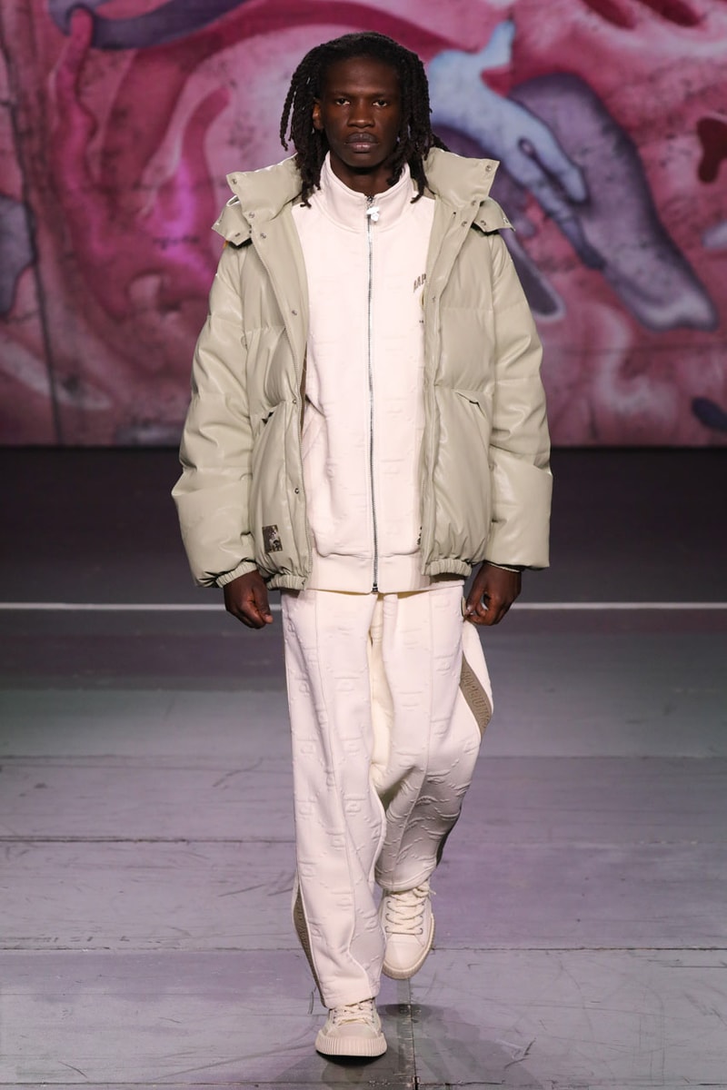 BAPE HEADS SHOW Fall/Winter 2023 Collection Runway Streetwear Images 