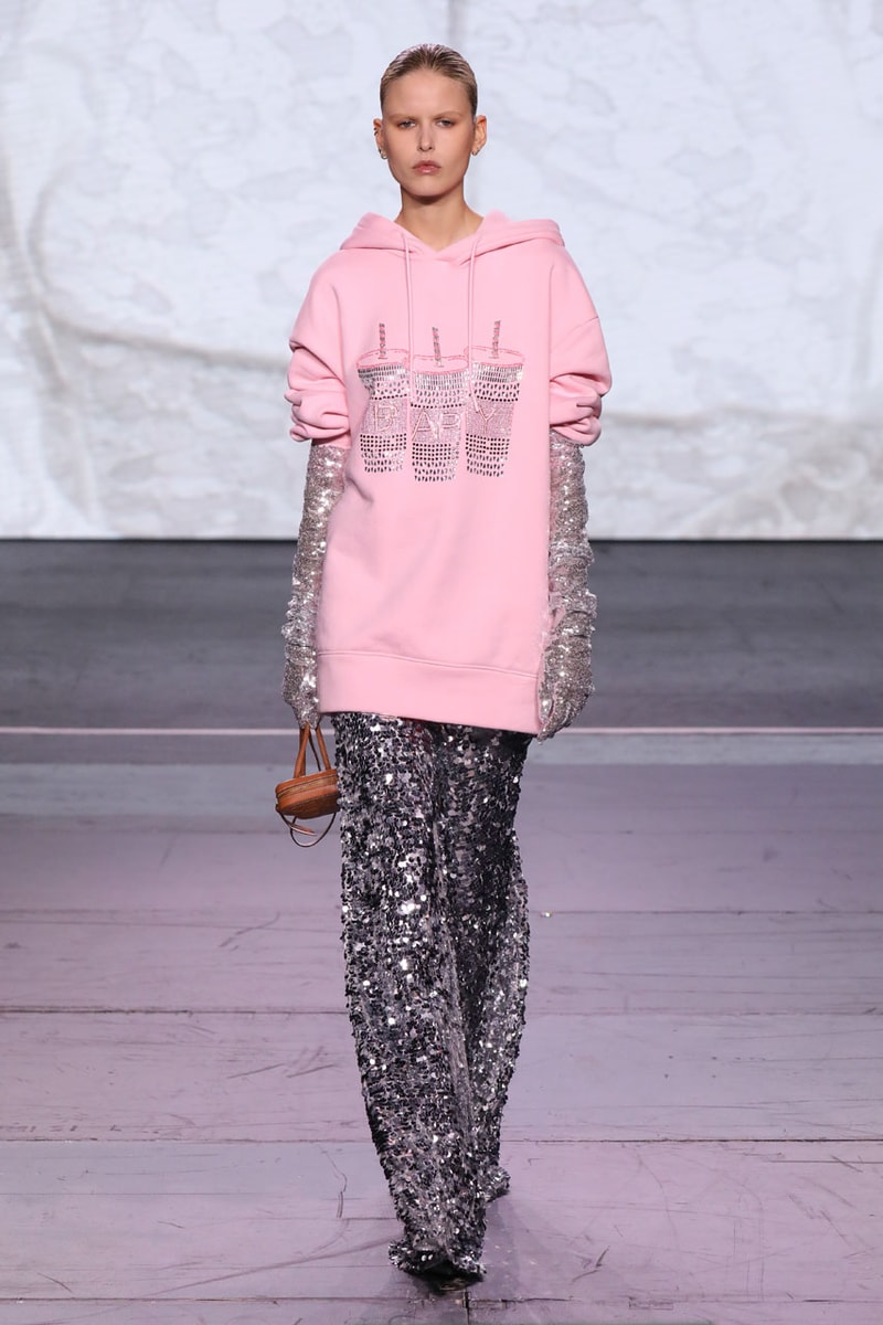 BAPE HEADS SHOW Fall/Winter 2023 Collection Runway Streetwear Images
