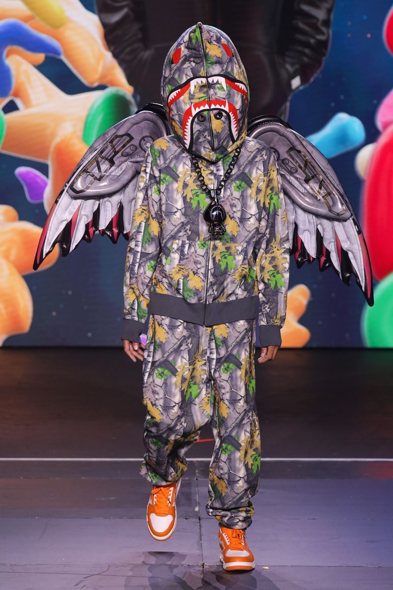 BAPE HEADS SHOW Fall/Winter 2023 Collection Runway Streetwear Images 