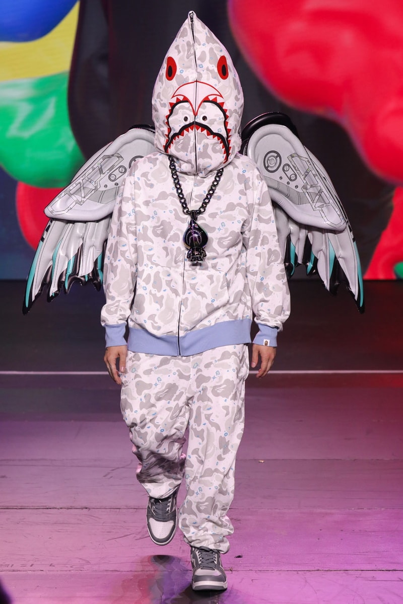 BAPE HEADS SHOW Fall/Winter 2023 Collection Runway Streetwear Images 