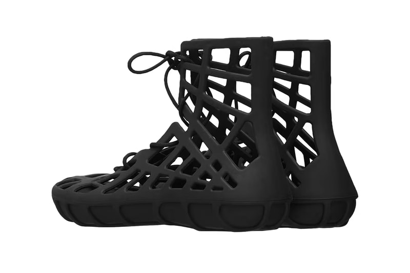 Bottega Veneta Caged Boot Shoe Gladiator Sandal Covering Matthieu Blazy Pre-Fall 2023 Collection H.LORENZO Drops Release Runway