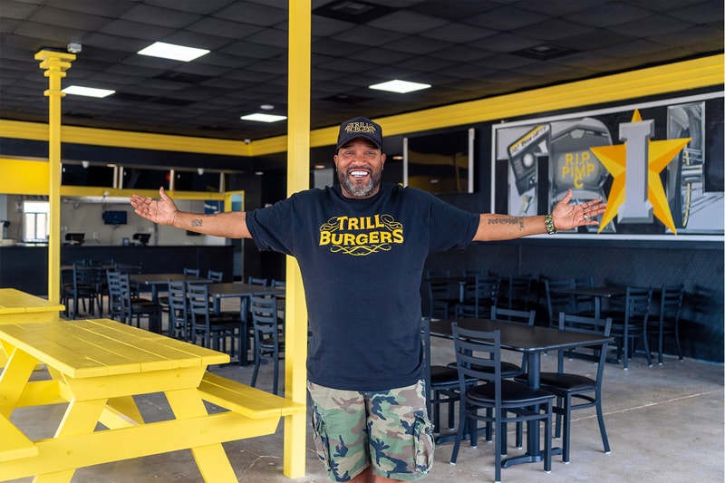 Bun B Opens Trill Burgers Houston Location Info Smash Burger