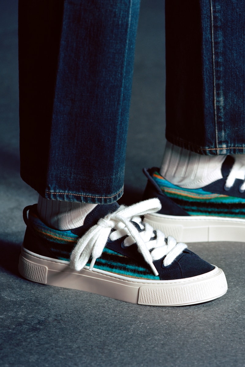 dior b33 sneaker fall 2023 mens footwear kim jones thibo denis nfc chip tears collaboration official release date info photos price store list buying guide