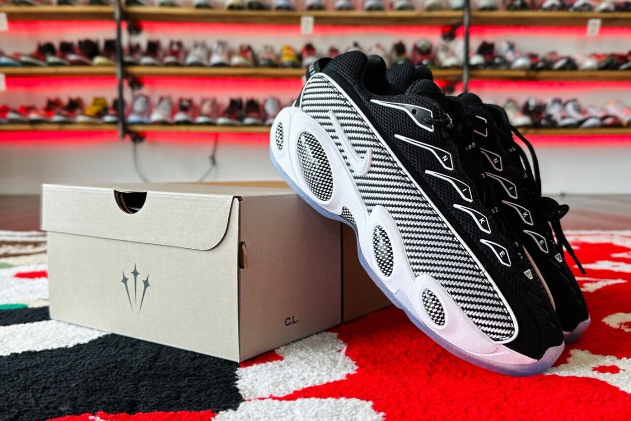Drake Nike NOCTA Glide Black White Информация о выпуске Дата выпуска Список магазинов Руководство по покупке Фотографии Цена
