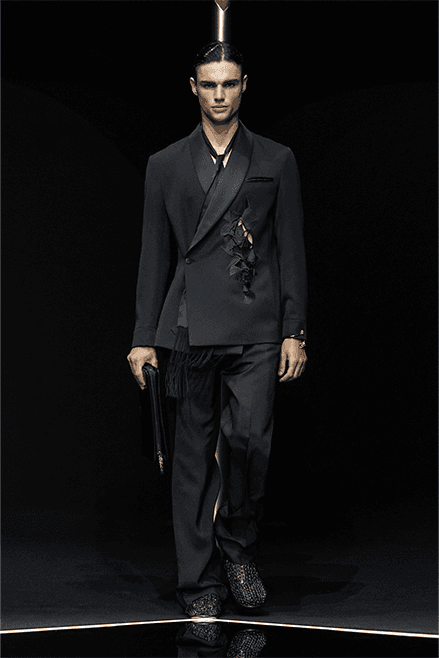 Emporio Armani Spring Summer 2024 Milan Fashion Week runway menswear Giorgio armani