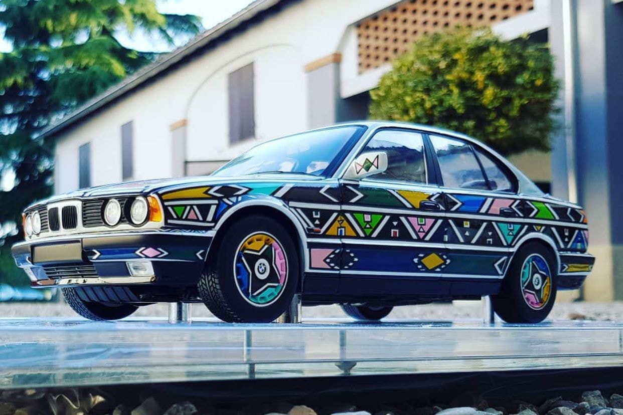 esther mahlangu artworks auctions exhibitions artist ndebele contemporary art