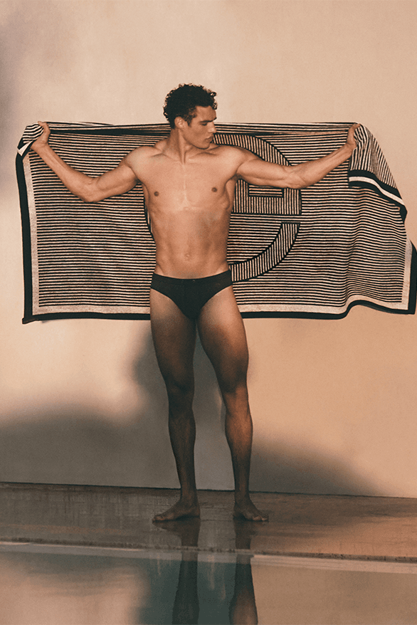 Giorgio Armani Mare Collection Release Information details date menswear womenswear summer 2023 Puerto Banús Porto Cervo St. Tropez Cannes Taormina at Parisi Woman Boutique Shanghai Plaza 66 Bagatelle club china Sanya Capella Hotel Sylt Shenzhen Mix City Singapore Marina Bay Sands Riviera Zushi Marina