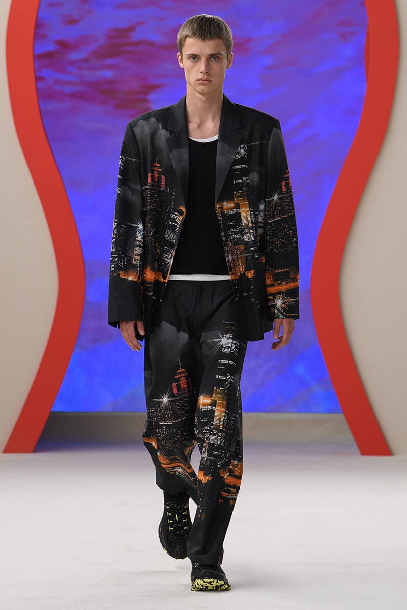 Li-Ning Spring/Summer 2024 Collection Paris Fashion Week Runway