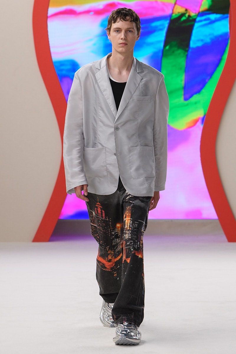Li-Ning Spring/Summer 2024 Collection Paris Fashion Week Runway