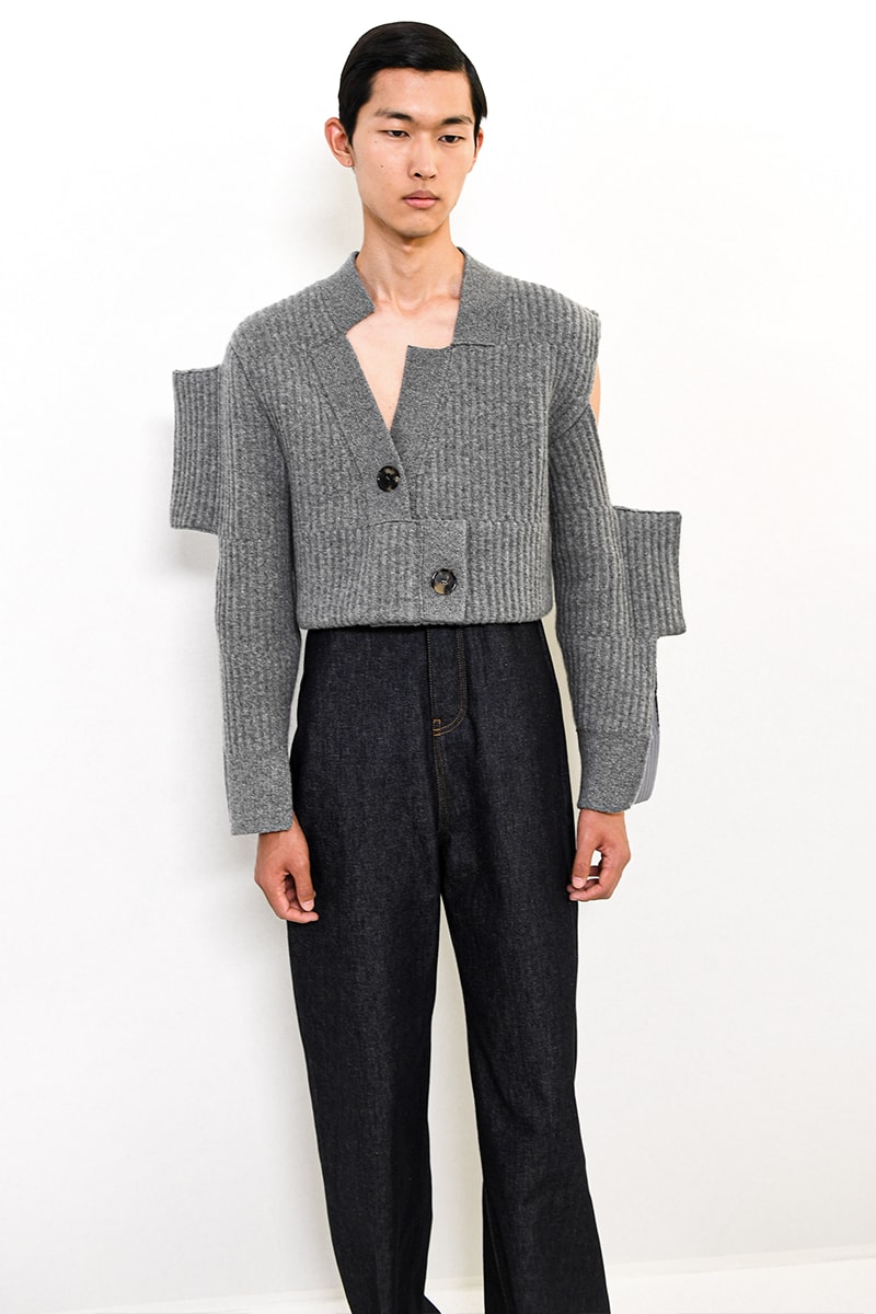 Loewe SS24 Dazzles With Glitter jonathan anderson jw anderson glitter boys glamour glam runway catwalk paris fashion week spring/summer 2024 pfw
