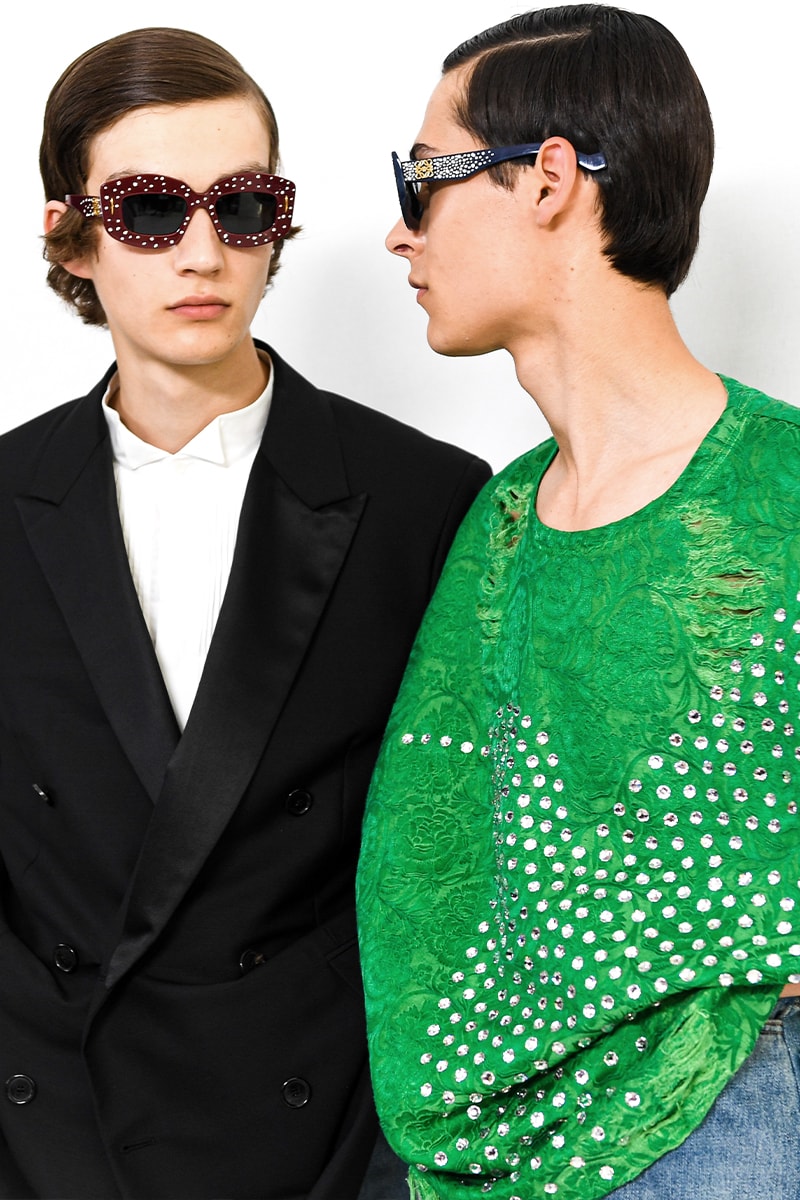 Loewe SS24 Dazzles With Glitter jonathan anderson jw anderson glitter boys glamour glam runway catwalk paris fashion week spring/summer 2024 pfw