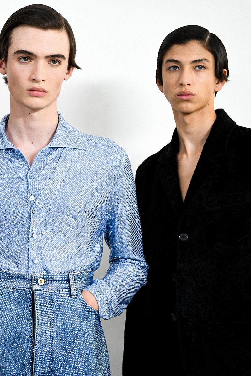 Loewe SS24 Dazzles With Glitter jonathan anderson jw anderson glitter boys glamour glam runway catwalk paris fashion week spring/summer 2024 pfw