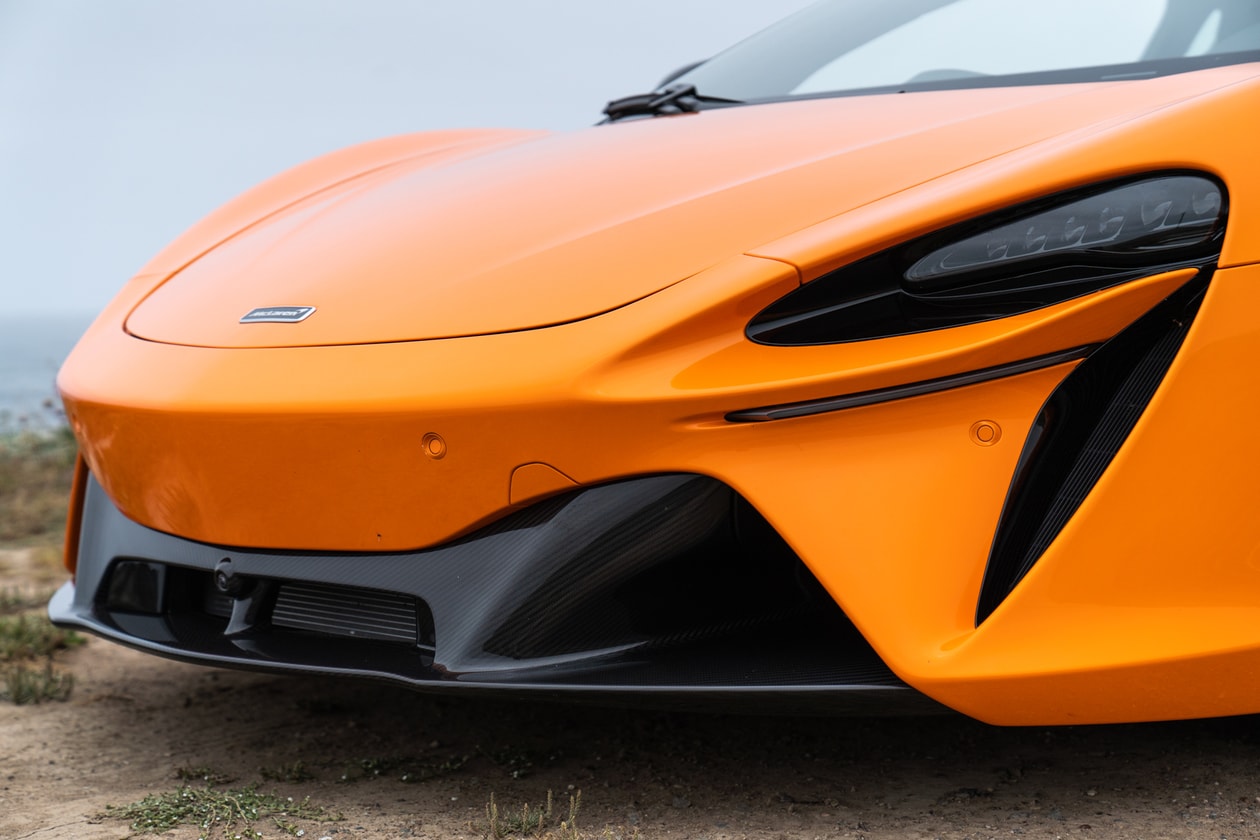 Test Drive: McLaren Artura Is an Everyday Supercar GT 570S 720S