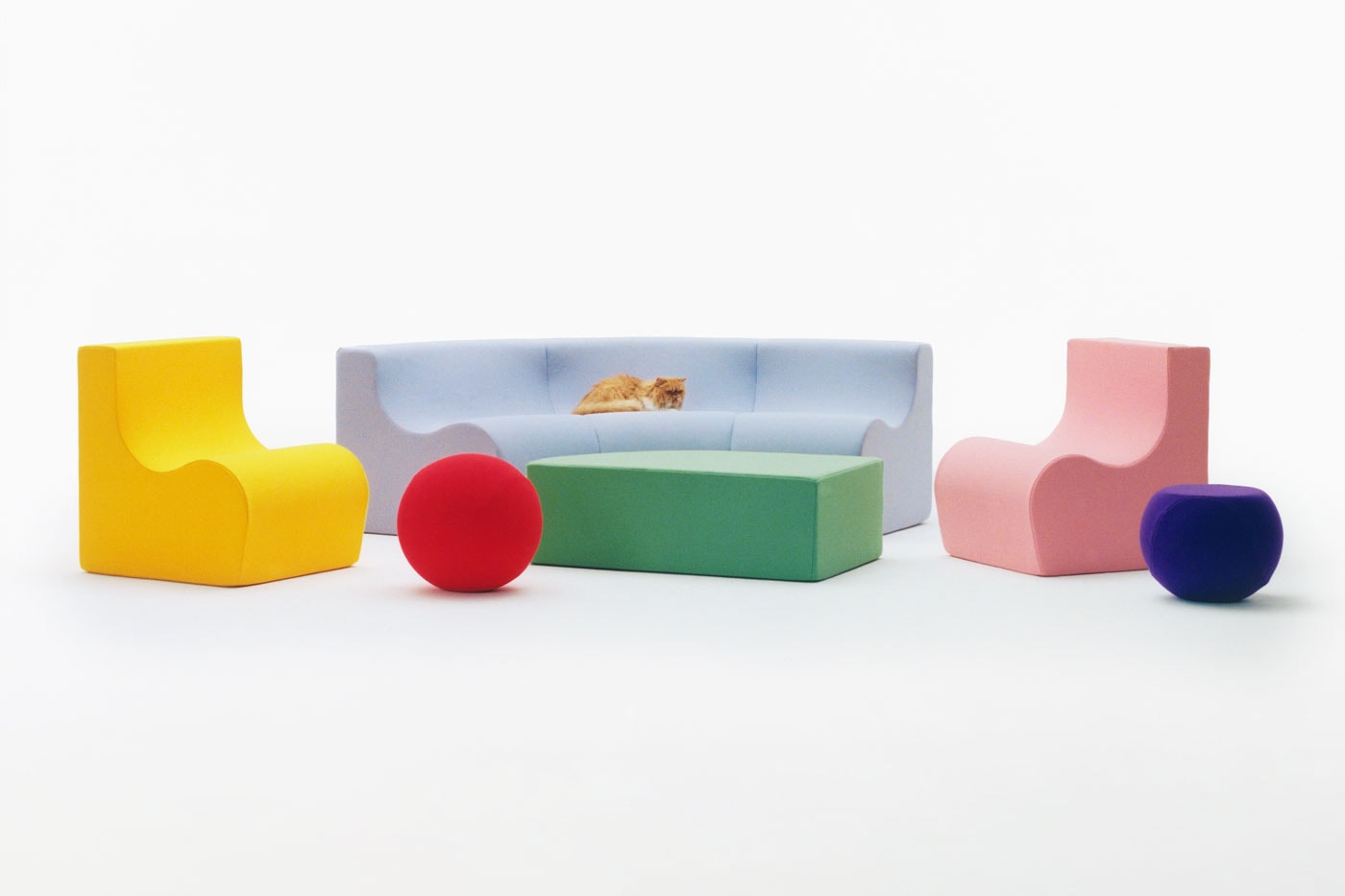 NARA's First Collection Arrives in a Colorful Spectrum of Modular Elements 