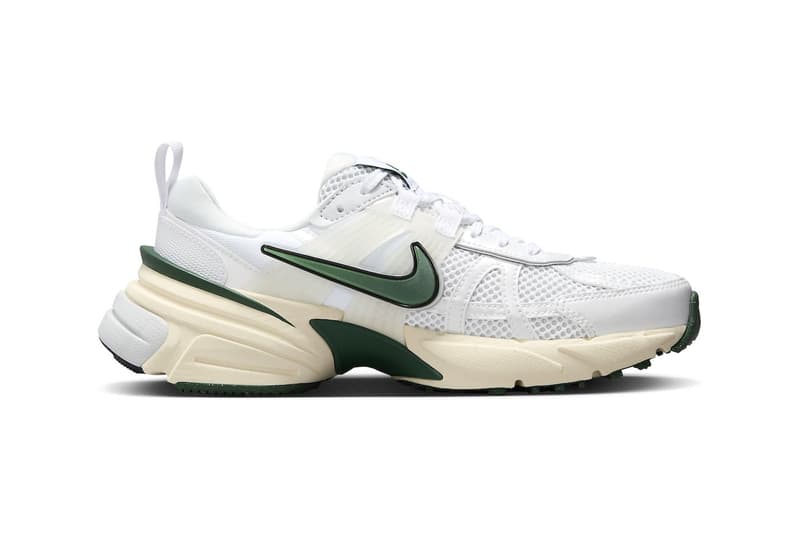 The Nike Runtekk Surfaces in "White/Green" FD0736-101 Swoosh white sneakers summer