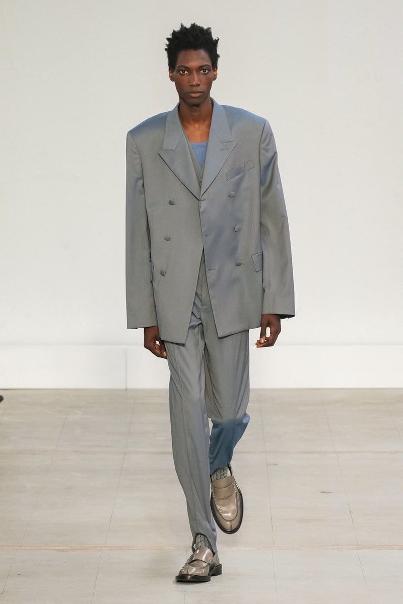 Paul Smith Spring Summer 2024 Paris Fashion Week SS24 Runway UK Designer Tailoring Menswear Looks Review