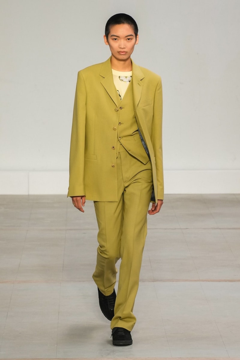 Paul Smith Spring Summer 2024 Paris Fashion Week SS24 Runway UK Designer Tailoring Menswear Looks Review