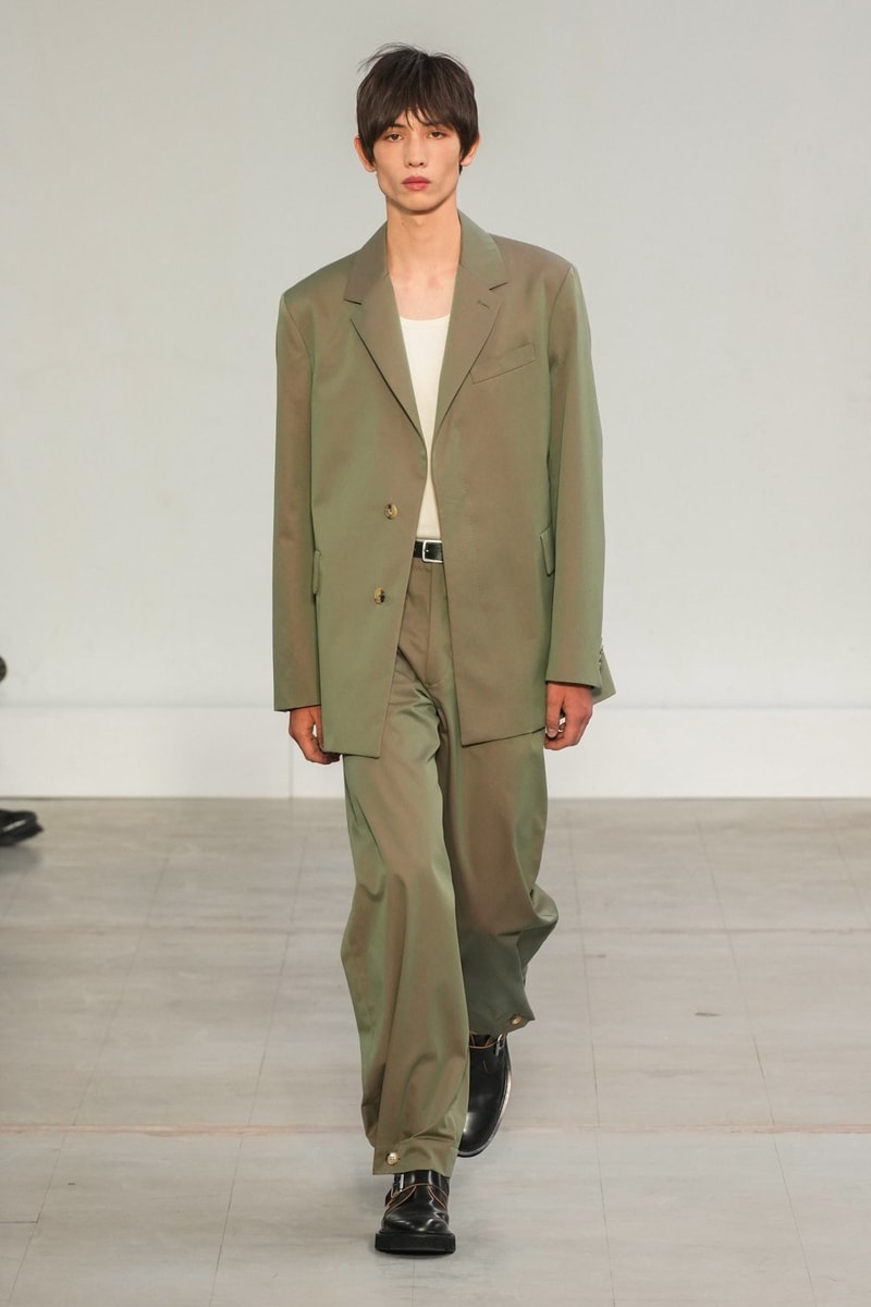 Paul Smith Spring Summer 2024 Paris Fashion Week SS24 Runway UK Designer Tailoring Menswear Looks Review