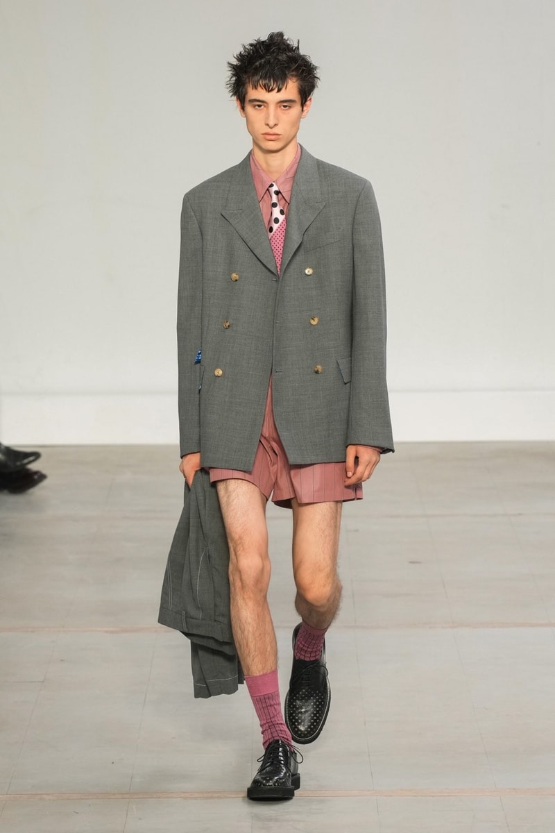 Paul Smith Spring Summer 2024 Paris Fashion Week SS24 Runway UK Designer Tailoring Menswear Looks Review