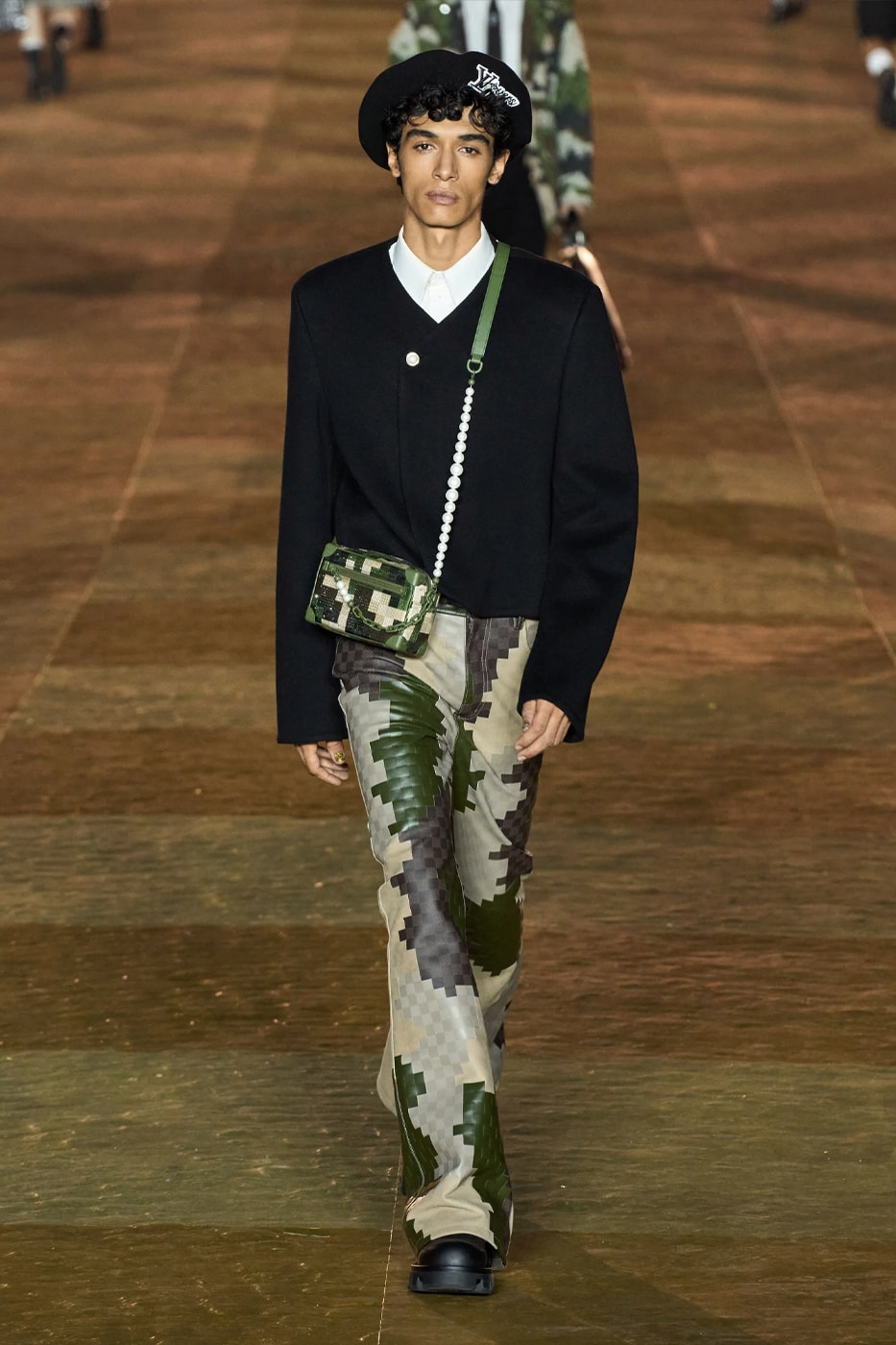 Paris Fashion Week: Zendaya's Printed Single Sleeve Louis Vuitton