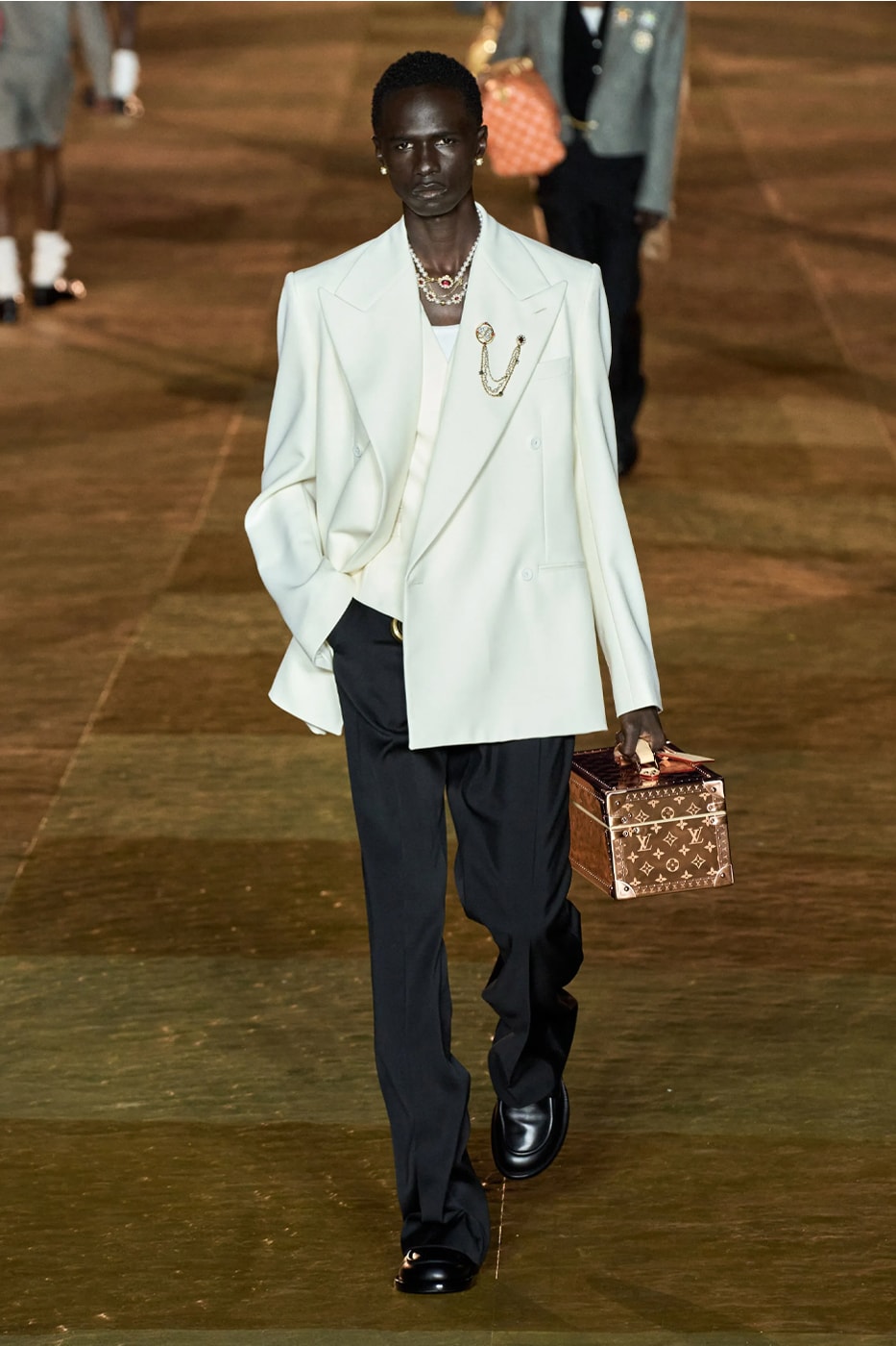 Zendaya Wears Shorts, Blazer to Louis Vuitton Paris Fashion Show