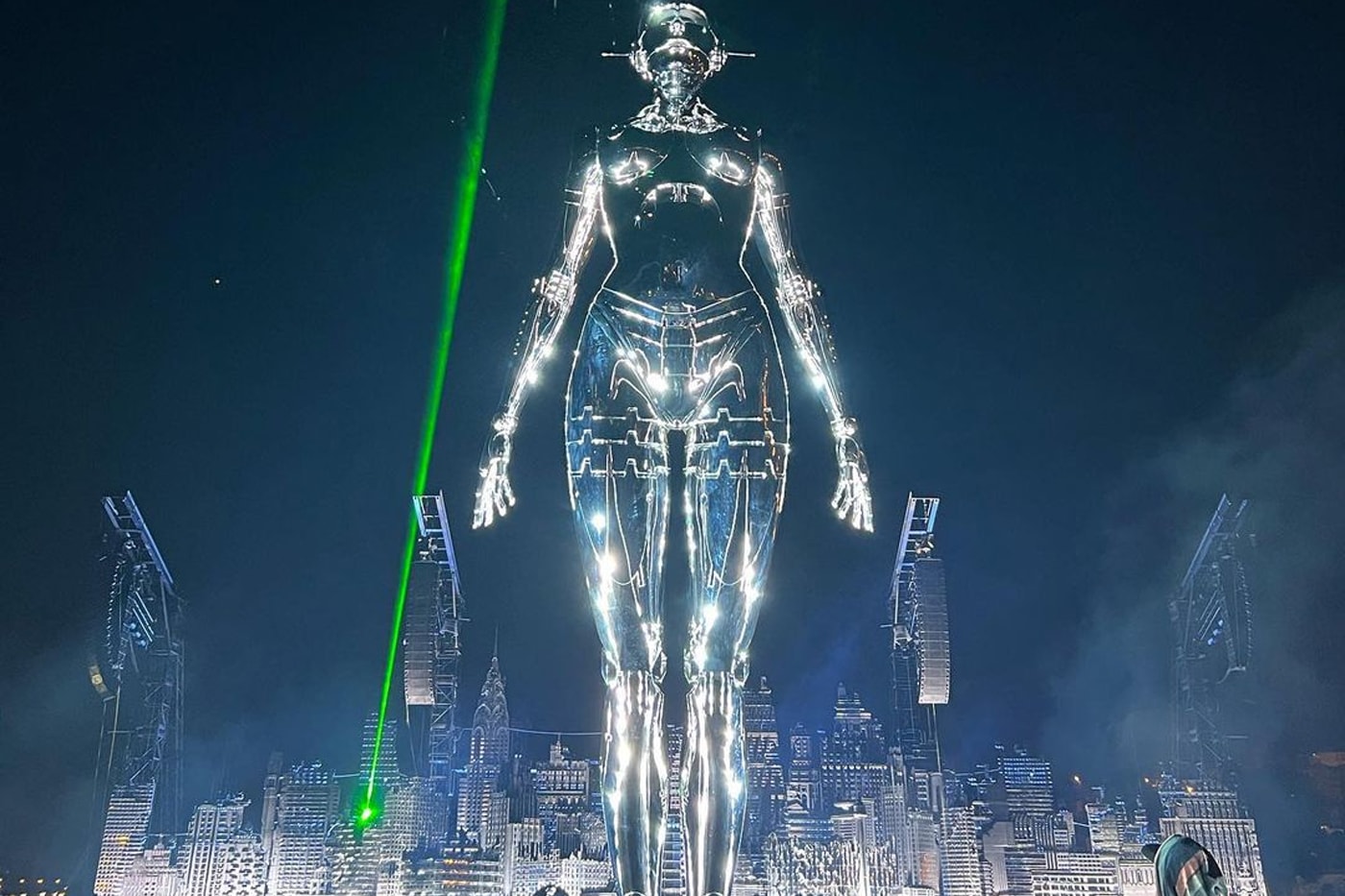 The Weeknd hajime sorayama sexy robot statue stage design teaser info news