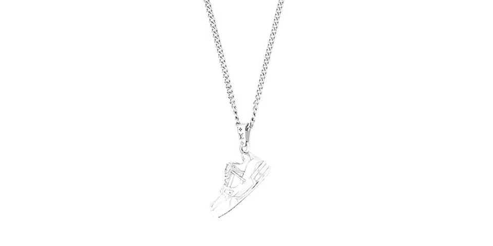 Louis Vuitton® LV Trainer Strass Necklace SiLVer. Size in 2023