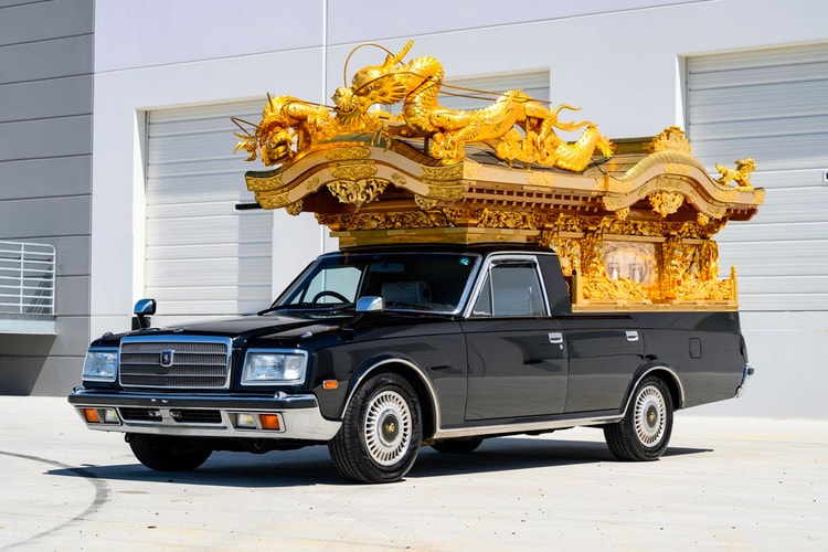 Miyagata-Style Toyota Century Hearse Surfaces at US Auction