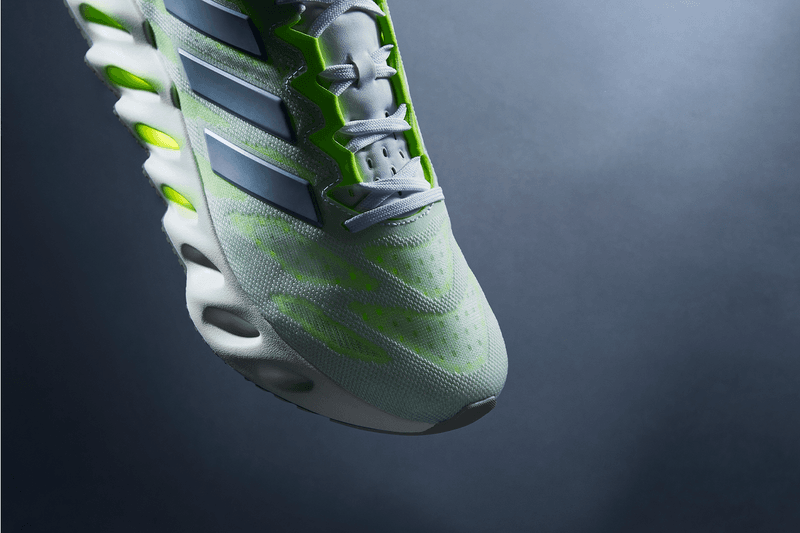 adidas gazelle silver green womens Adidas Switch Run Men's Shoes Core Black-Footwear White main image 0
