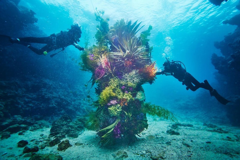 Azuma Makoto Submerges Floral Installation in Uncharted Ocean Waters in bloom artist creative flowers natural world coexist japanese sea nature natural world texture shape color vibrant display installation arrangement