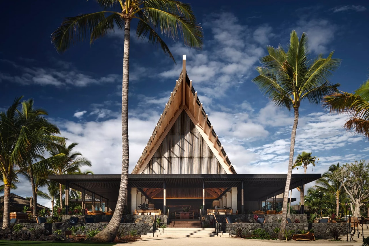 Hawaiian Resort Kona Village Reopens And Coexists With The Land after twelve 12 years big island tsunami devastated hotel hideaway 