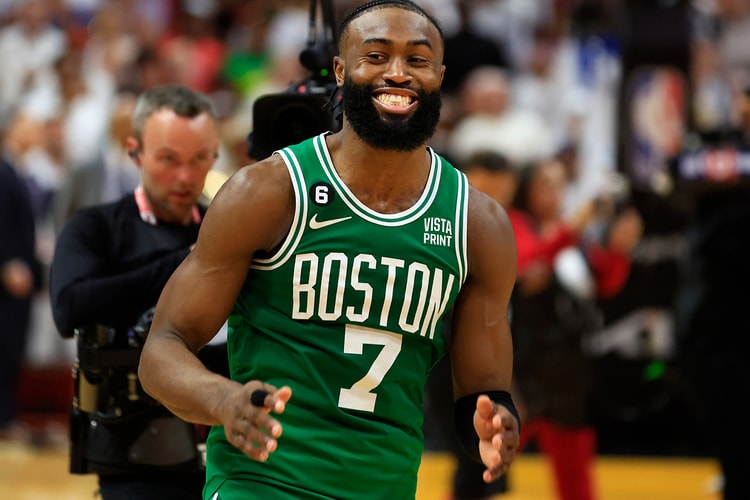 Nike Basketball NBA Boston Celtics unisex swoosh records back