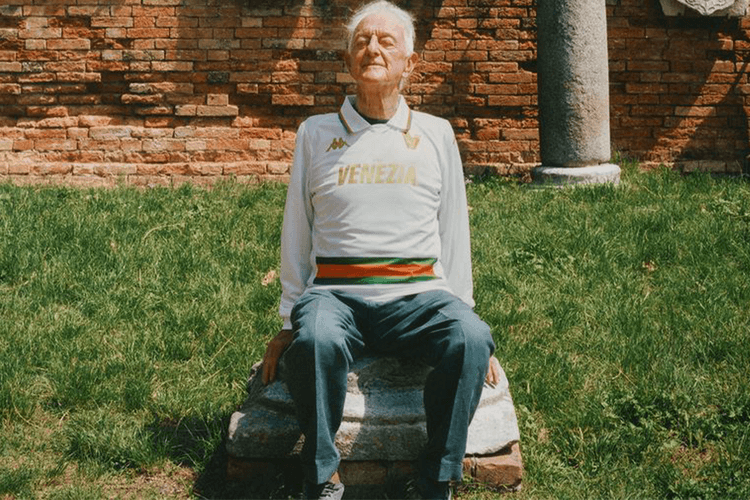 Simplistic Elegance Defines Kappa x Venezia FC's 2023/24 Away Jersey