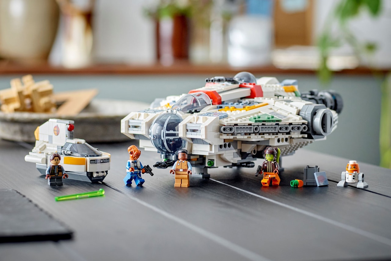 LEGO Star Wars September Sets Release Date Info store list buying guide photos price chewbacca ahsoka tano's t-6 jedi shuttle New Republic E-Wing vs. Shin Hati’s Starfighter Ghost & Phantom II