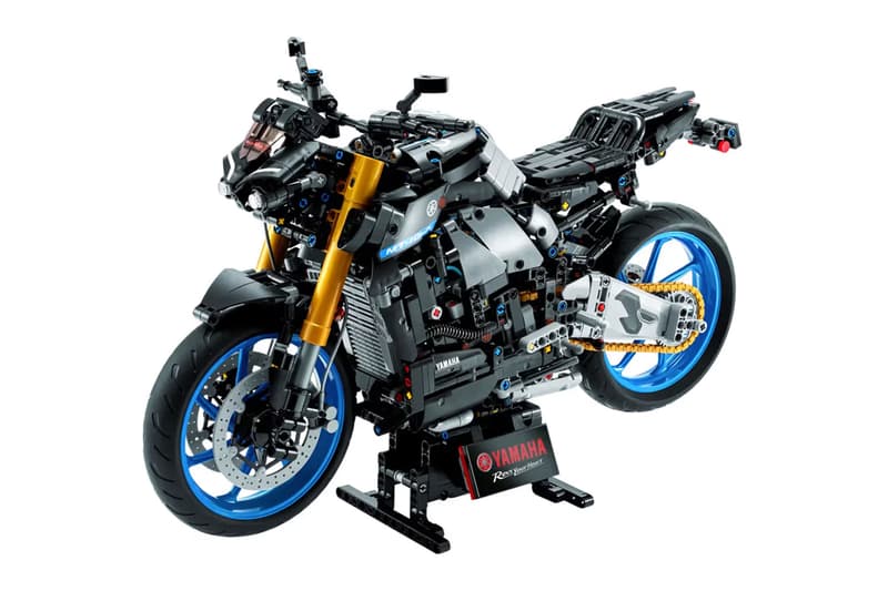 LEGO Technic Presents the Yamaha MT-10 SP 42159 Toys