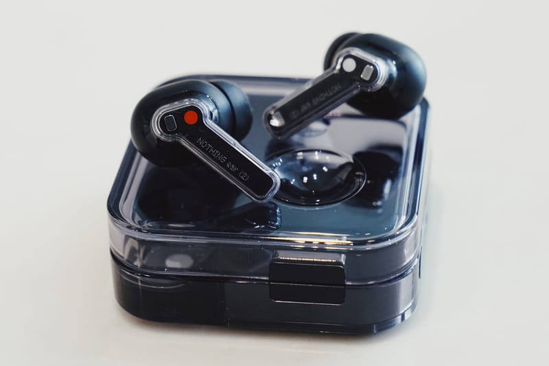 Detailed Look At the Nothing Ear (2) In Black