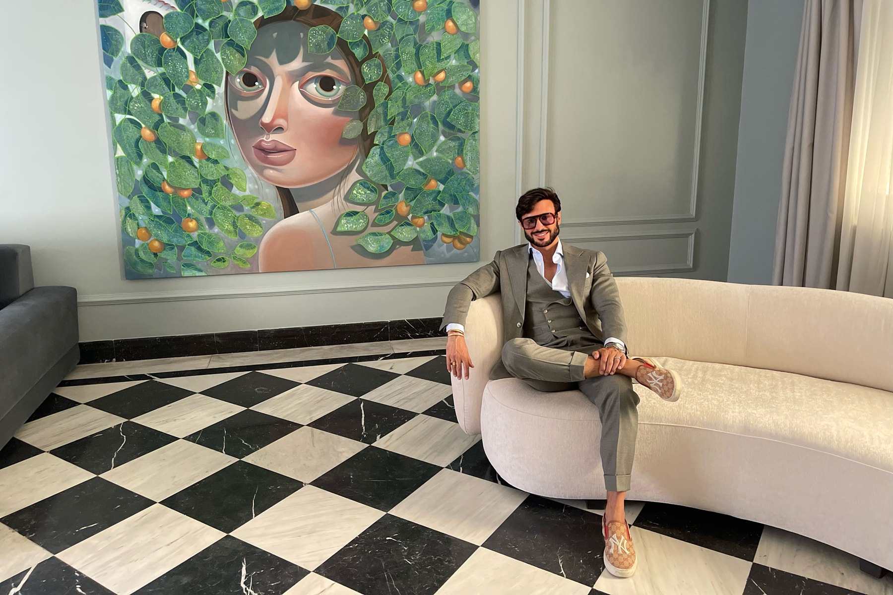 pablo villazan contemporary art collector gallerist exhibition auction sale