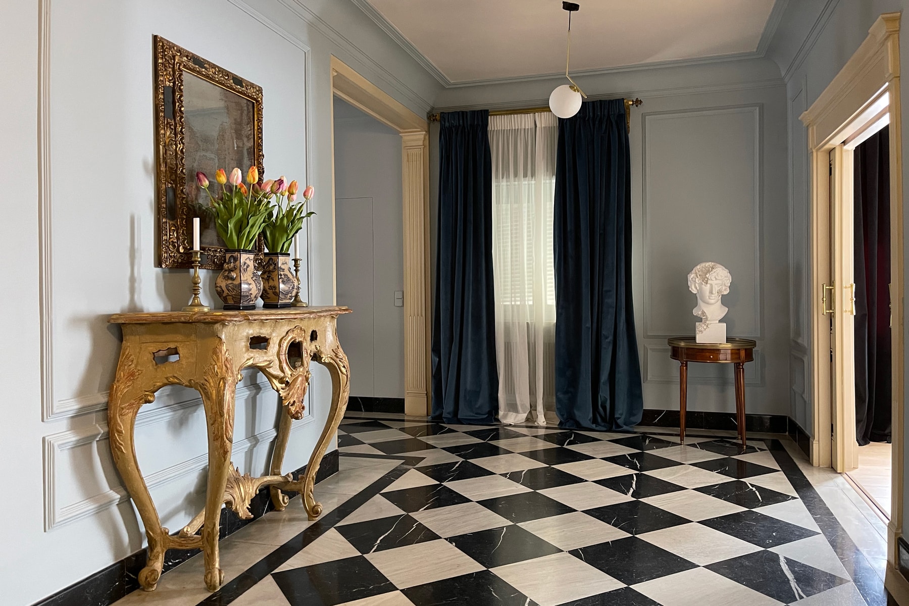 pablo villazan contemporary art collector gallerist exhibition auction sale