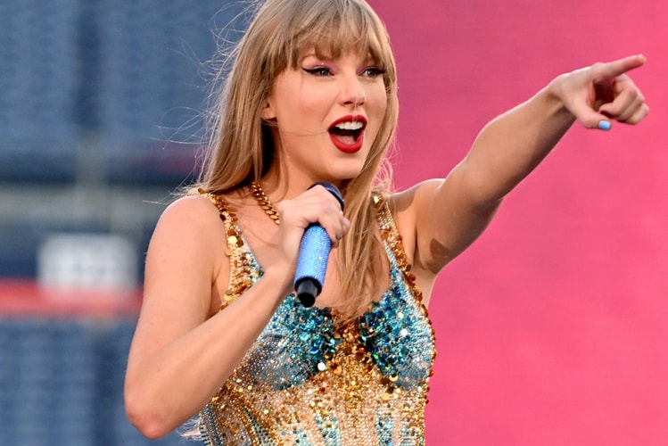 Taylor Swift Is the First Woman To Have Four Top 10 Albums at the Same Time