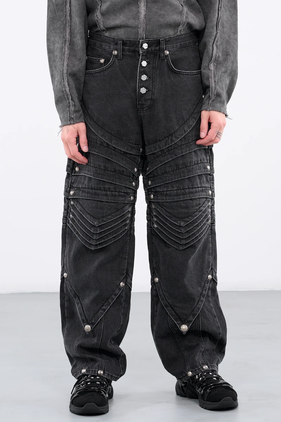 Best Drops 2023 August Week 1 Carhartt WIP mahrishi THUG CLUB Arte Antwerp Prada Palace Levi’s Givenchy