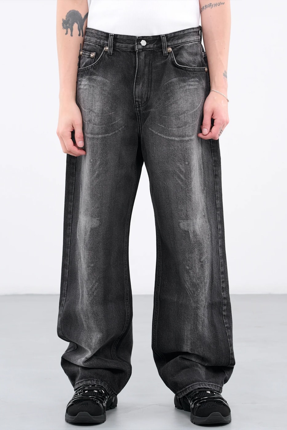 Best Drops 2023 August Week 1 Carhartt WIP mahrishi THUG CLUB Arte Antwerp Prada Palace Levi’s Givenchy